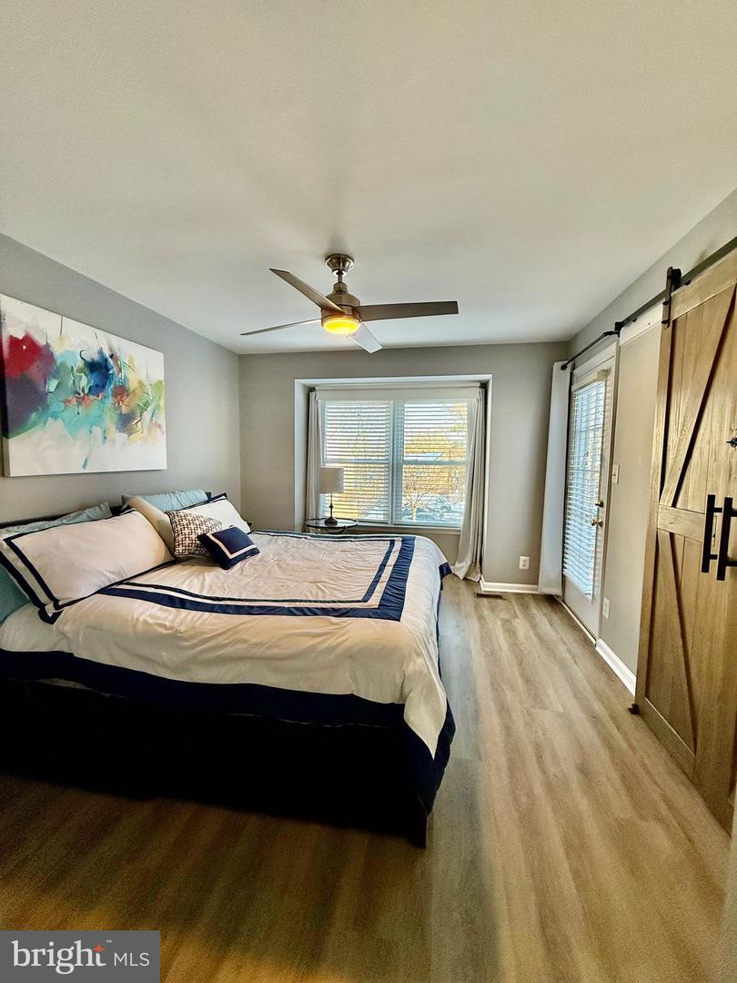 6012 CHESTNUT HOLLOW CT, CENTREVILLE, Virginia 20121, 2 Bedrooms Bedrooms, ,1 BathroomBathrooms,Residential,For sale,6012 CHESTNUT HOLLOW CT,VAFX2289402 MLS # VAFX2289402