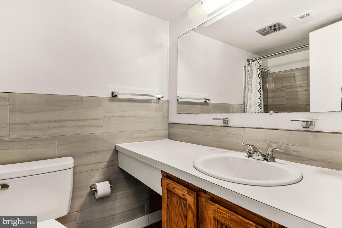 1604 RENATE DR #104, WOODBRIDGE, Virginia 22192, 1 Bedroom Bedrooms, ,1 BathroomBathrooms,Residential,For sale,1604 RENATE DR #104,VAPW2112006 MLS # VAPW2112006