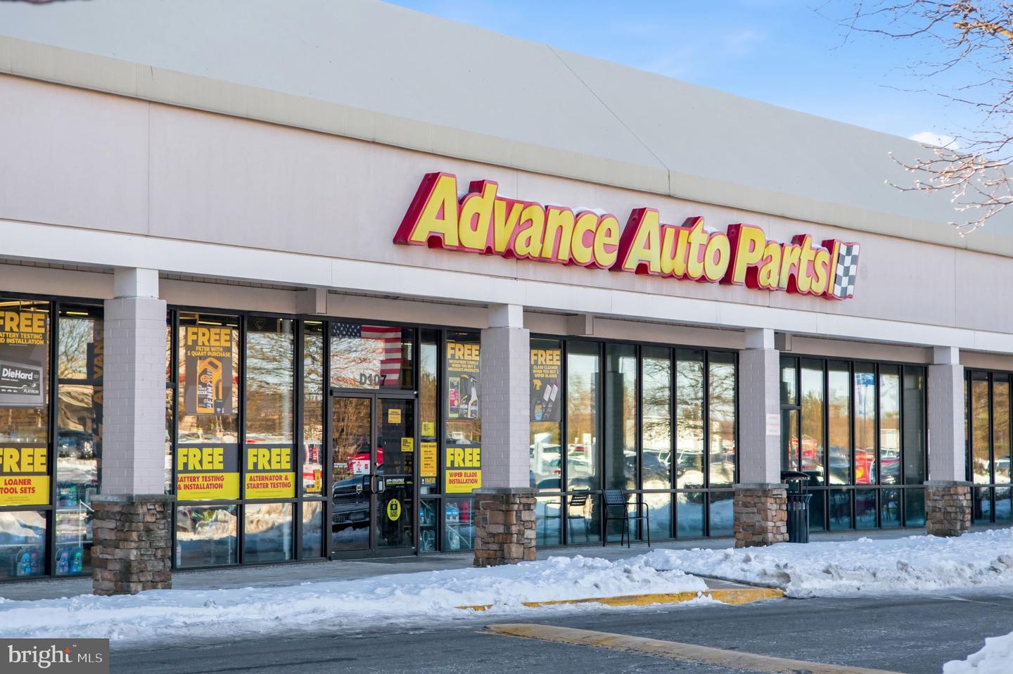 1032-B MARGATE CT, STERLING, Virginia 20164, 3 Bedrooms Bedrooms, ,2 BathroomsBathrooms,Residential,For sale,1032-B MARGATE CT,VALO2115382 MLS # VALO2115382