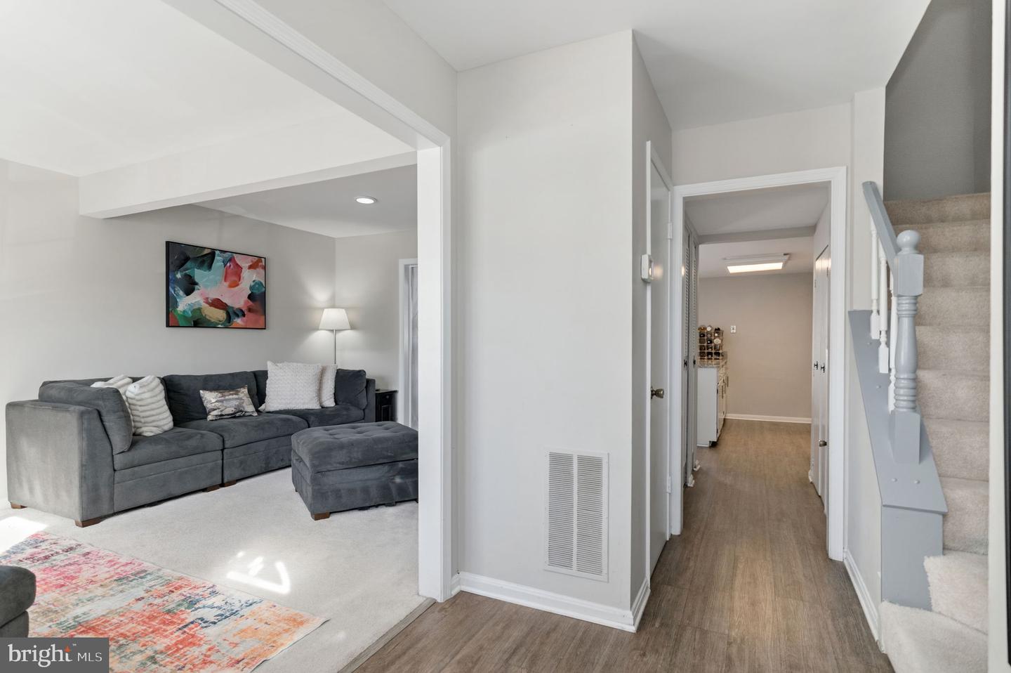 1032-B MARGATE CT, STERLING, Virginia 20164, 3 Bedrooms Bedrooms, ,2 BathroomsBathrooms,Residential,For sale,1032-B MARGATE CT,VALO2115382 MLS # VALO2115382