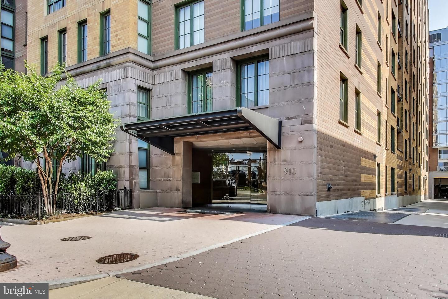 910 M ST NW #1022, WASHINGTON, District Of Columbia 20001, 3 Bedrooms Bedrooms, ,2 BathroomsBathrooms,Residential,For sale,910 M ST NW #1022,DCDC2245080 MLS # DCDC2245080