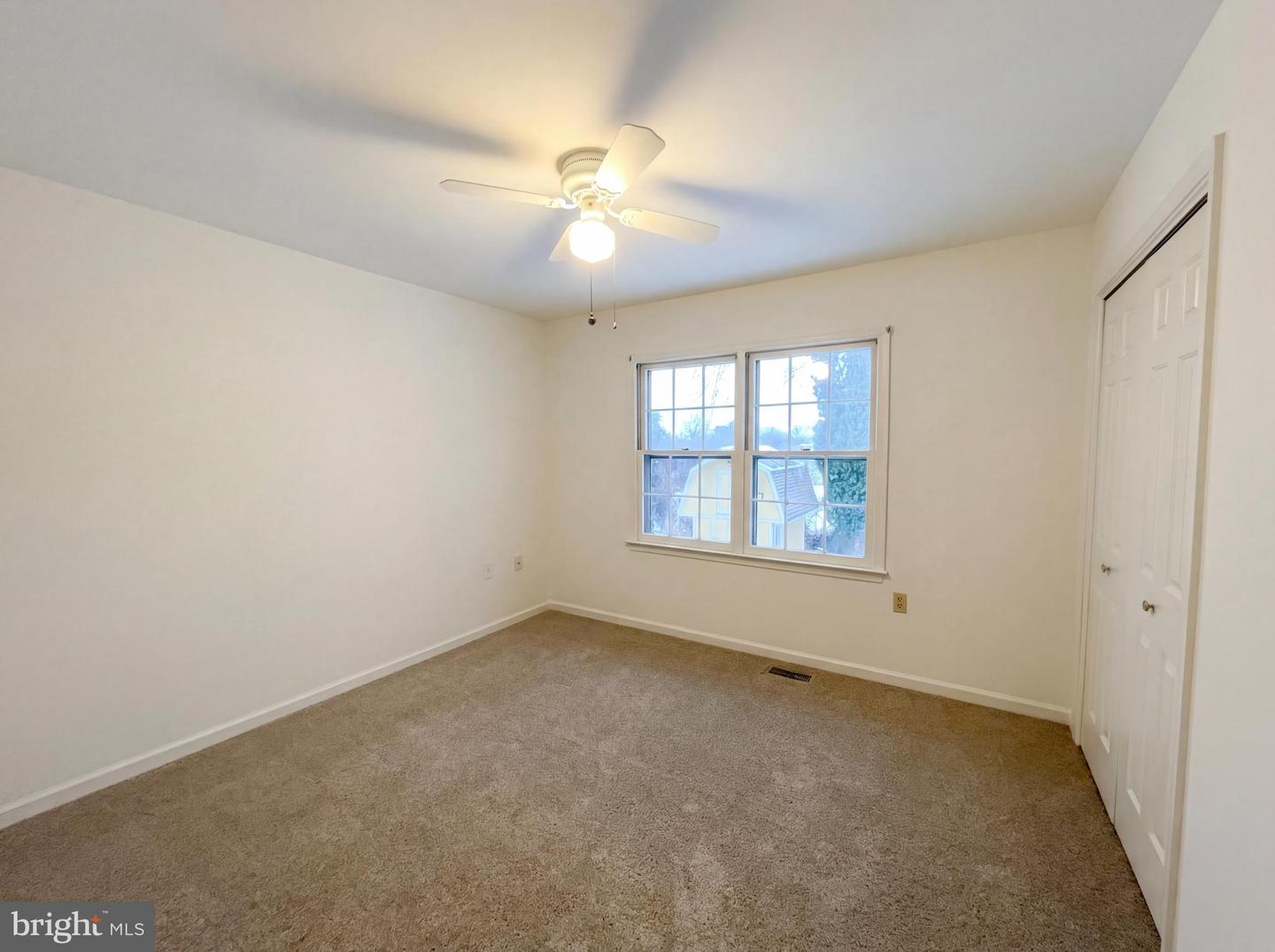 114 APPLEWOOD CT, HAMILTON, Virginia 20158, 3 Bedrooms Bedrooms, ,2 BathroomsBathrooms,Residential,For sale,114 APPLEWOOD CT,VALO2115424 MLS # VALO2115424