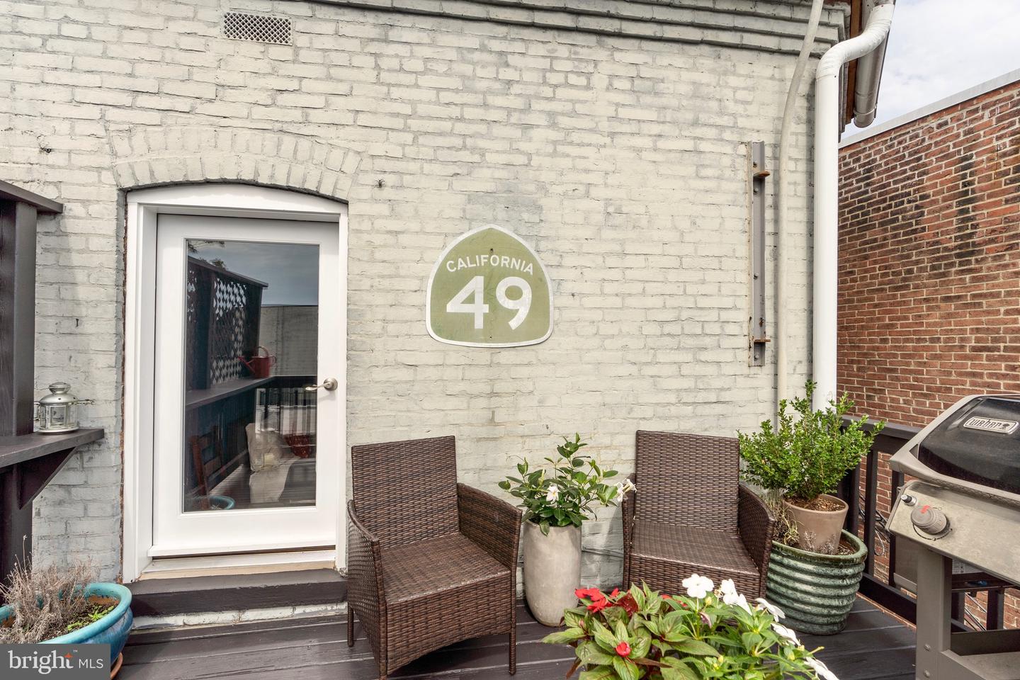 1817 19TH ST NW #3, WASHINGTON, District Of Columbia 20009, 1 Bedroom Bedrooms, ,1 BathroomBathrooms,Residential,For sale,1817 19TH ST NW #3,DCDC2245114 MLS # DCDC2245114