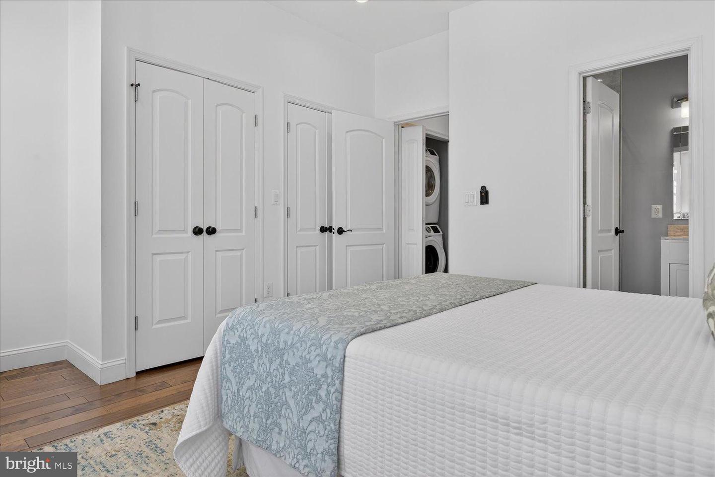 612 9TH ST NE, WASHINGTON, District Of Columbia 20002, 4 Bedrooms Bedrooms, 8 Rooms Rooms,3 BathroomsBathrooms,Residential,For sale,612 9TH ST NE,DCDC2245116 MLS # DCDC2245116