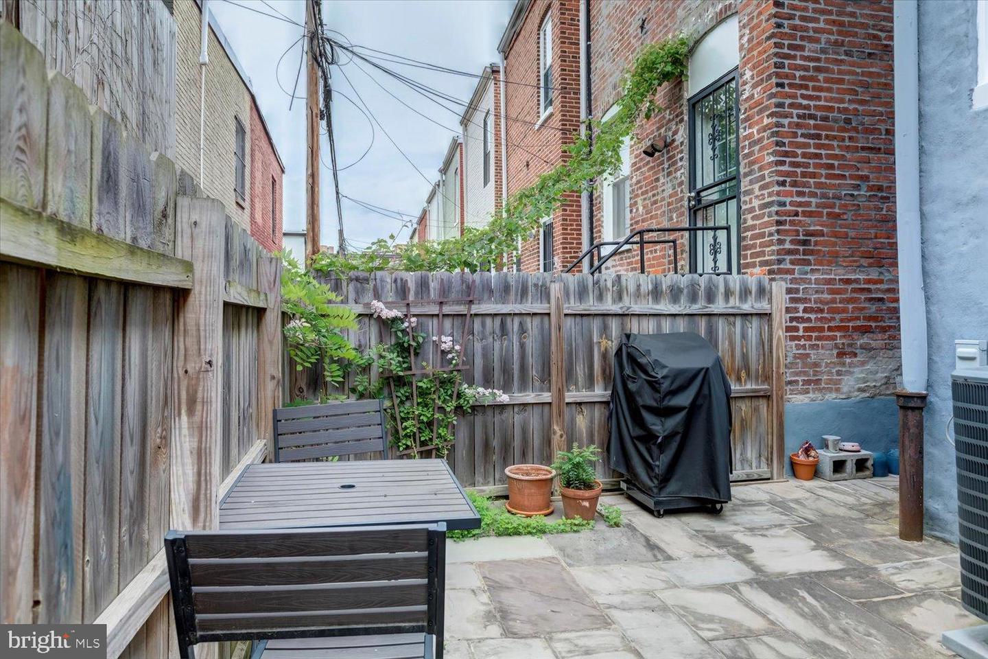 612 9TH ST NE, WASHINGTON, District Of Columbia 20002, 4 Bedrooms Bedrooms, 8 Rooms Rooms,3 BathroomsBathrooms,Residential,For sale,612 9TH ST NE,DCDC2245116 MLS # DCDC2245116