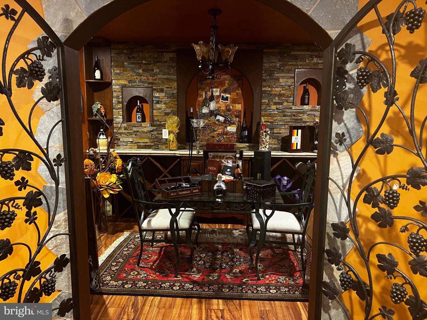 1465 MAYHURST BLVD, MCLEAN, Virginia 22102, 7 Bedrooms Bedrooms, 9 Rooms Rooms,5 BathroomsBathrooms,Residential,For sale,1465 MAYHURST BLVD,VAFX2289600 MLS # VAFX2289600