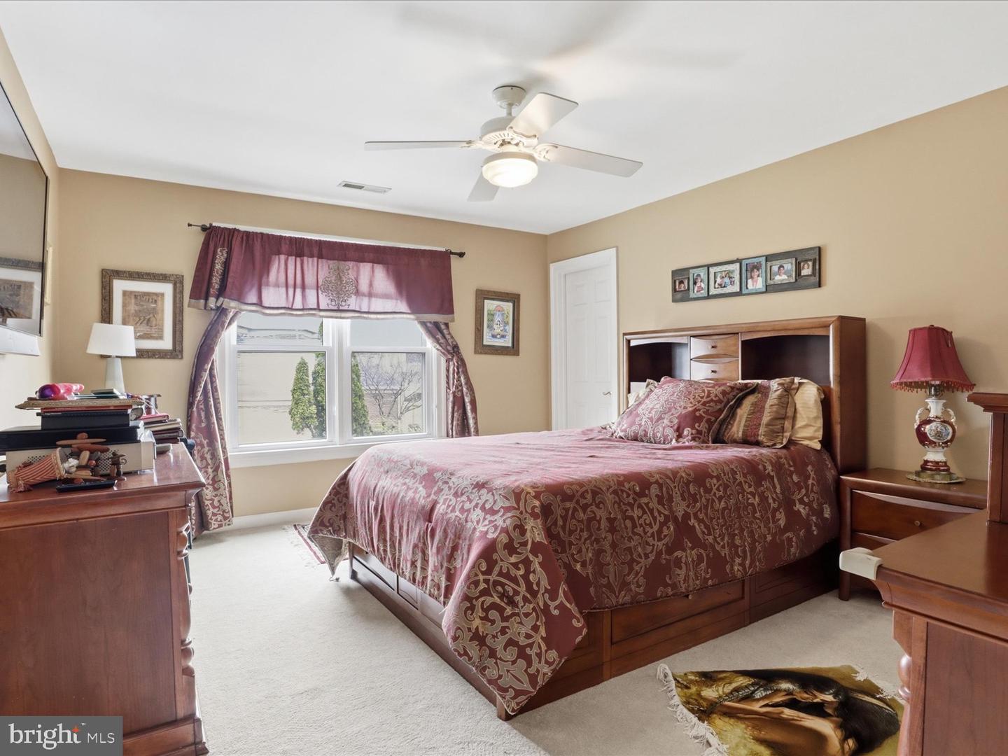 1465 MAYHURST BLVD, MCLEAN, Virginia 22102, 7 Bedrooms Bedrooms, 9 Rooms Rooms,5 BathroomsBathrooms,Residential,For sale,1465 MAYHURST BLVD,VAFX2289600 MLS # VAFX2289600