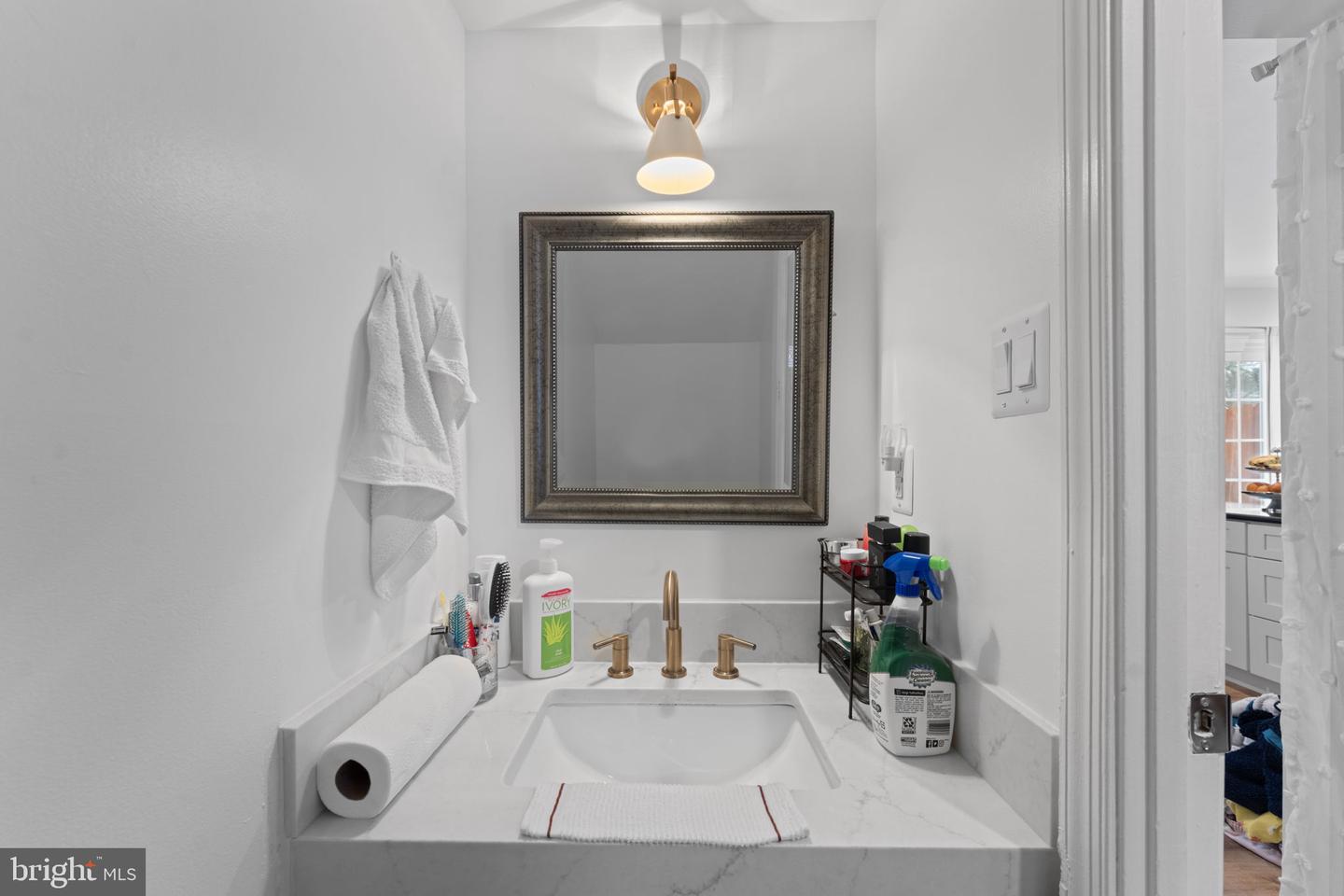 12306 WOODLAWN, WOODBRIDGE, Virginia 22192, 3 Bedrooms Bedrooms, ,1 BathroomBathrooms,Residential,For sale,12306 WOODLAWN,VAPW2112076 MLS # VAPW2112076