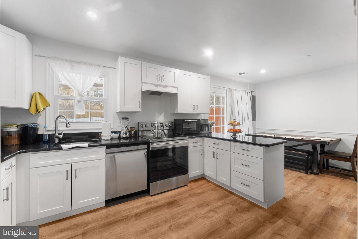 12306 WOODLAWN, WOODBRIDGE, Virginia 22192, 3 Bedrooms Bedrooms, ,1 BathroomBathrooms,Residential,For sale,12306 WOODLAWN,VAPW2112076 MLS # VAPW2112076