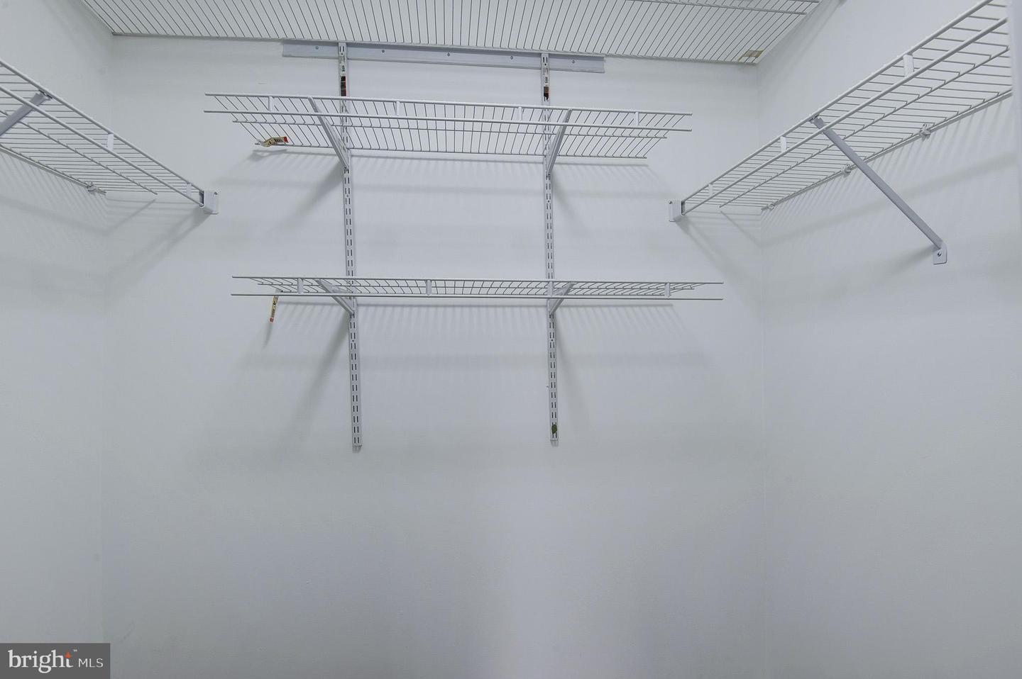 20600 CORNSTALK TER #202, ASHBURN, Virginia 20147, 2 Bedrooms Bedrooms, ,2 BathroomsBathrooms,Residential,For sale,20600 CORNSTALK TER #202,VALO2115436 MLS # VALO2115436