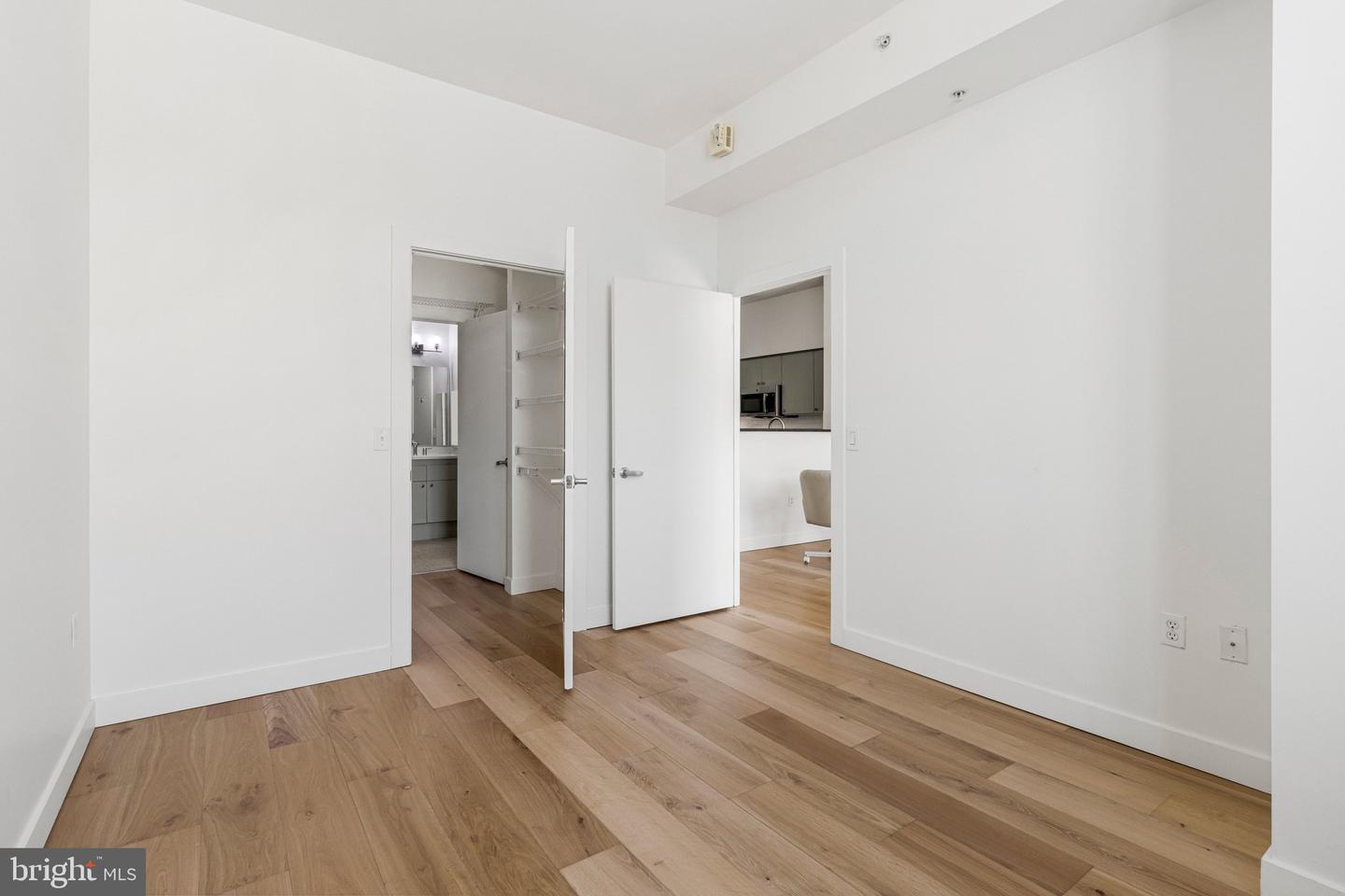 1000 NEW JERSEY AVE SE #1212, WASHINGTON, District Of Columbia 20003, 1 Bedroom Bedrooms, ,1 BathroomBathrooms,Residential,For sale,1000 NEW JERSEY AVE SE #1212,DCDC2245164 MLS # DCDC2245164