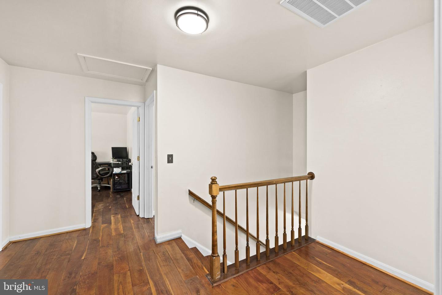 105 CHINABERRY DR, FREDERICKSBURG, Virginia 22407, 5 Bedrooms Bedrooms, ,3 BathroomsBathrooms,Residential,For sale,105 CHINABERRY DR,VASP2039154 MLS # VASP2039154