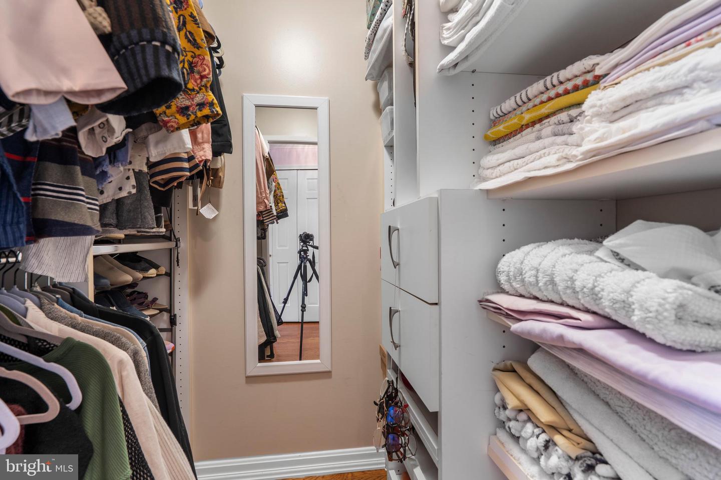 700 NEW HAMPSHIRE AVE NW #712, WASHINGTON, District Of Columbia 20037, 1 Bedroom Bedrooms, ,1 BathroomBathrooms,Residential,For sale,700 NEW HAMPSHIRE AVE NW #712,DCDC2245174 MLS # DCDC2245174