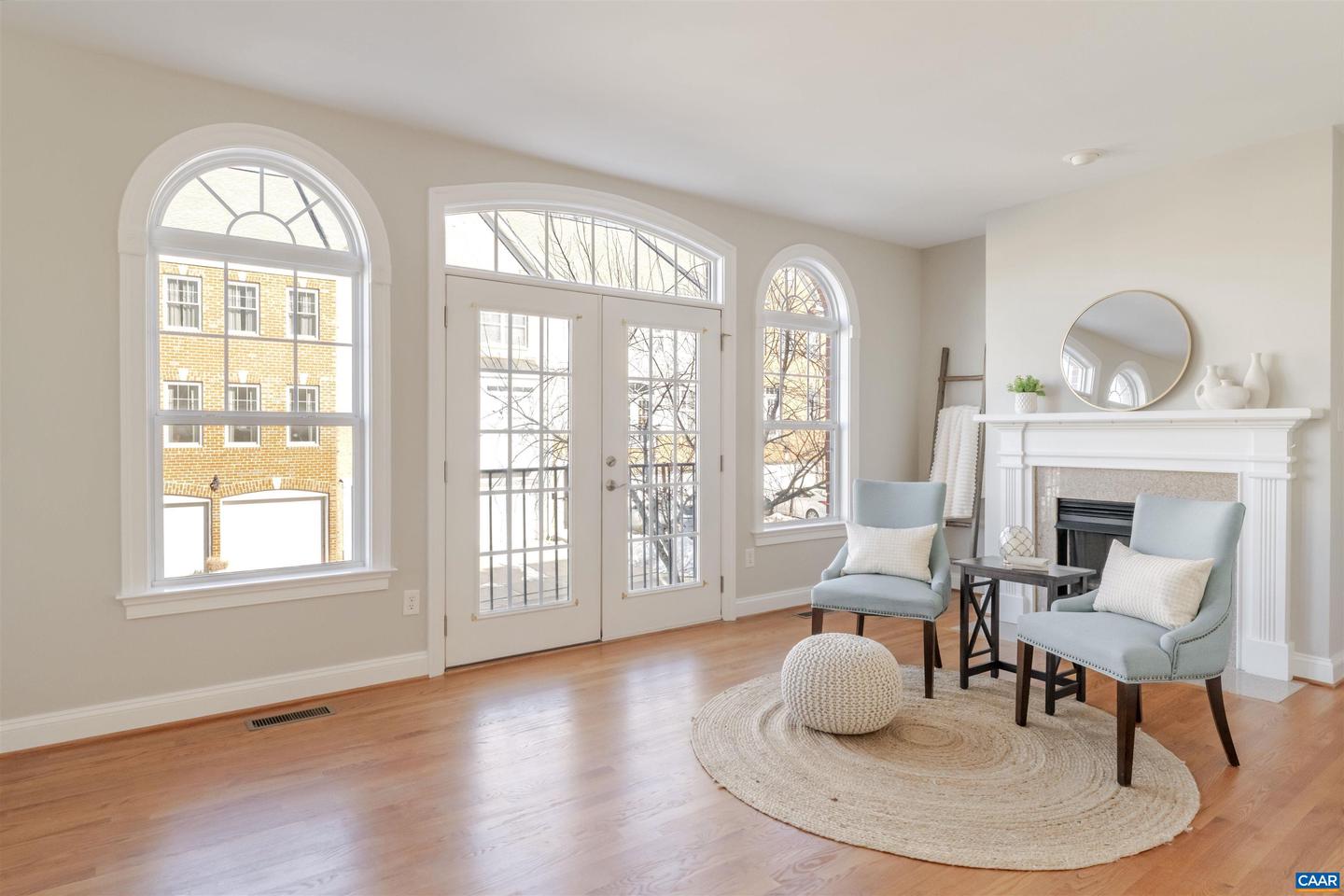 1045 GLENWOOD STATION LN, CHARLOTTESVILLE, Virginia 22901, 4 Bedrooms Bedrooms, ,3 BathroomsBathrooms,Residential,For sale,1045 GLENWOOD STATION LN,673126 MLS # 673126