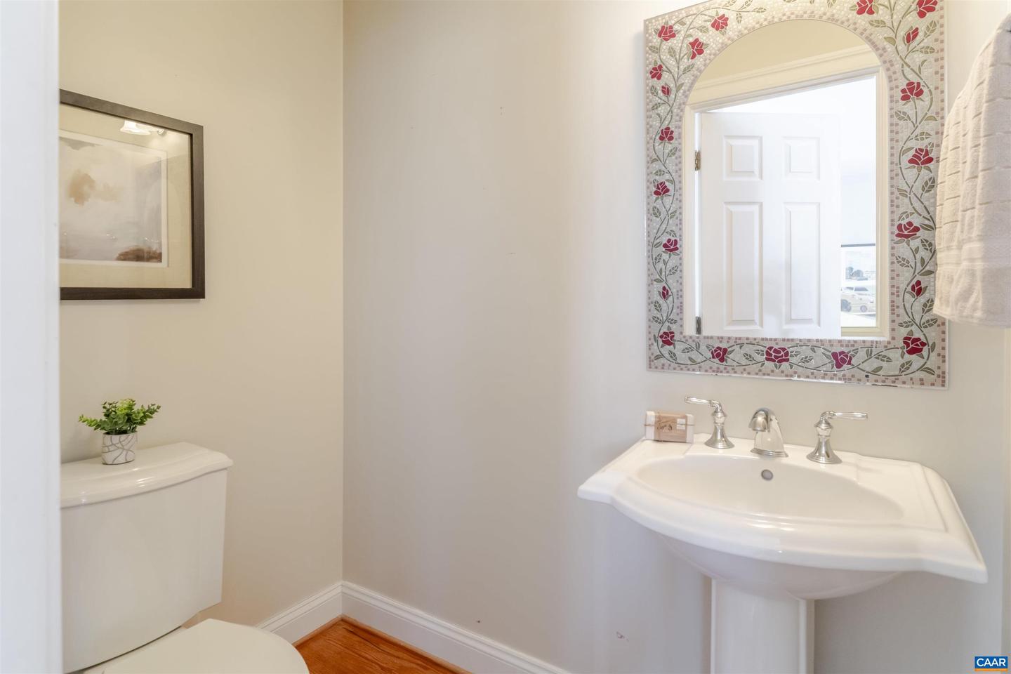 1045 GLENWOOD STATION LN, CHARLOTTESVILLE, Virginia 22901, 4 Bedrooms Bedrooms, ,3 BathroomsBathrooms,Residential,For sale,1045 GLENWOOD STATION LN,673126 MLS # 673126