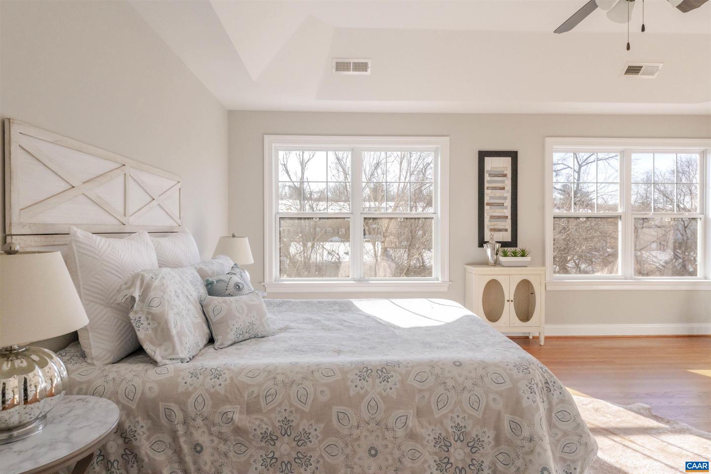 1045 GLENWOOD STATION LN, CHARLOTTESVILLE, Virginia 22901, 4 Bedrooms Bedrooms, ,3 BathroomsBathrooms,Residential,For sale,1045 GLENWOOD STATION LN,673126 MLS # 673126