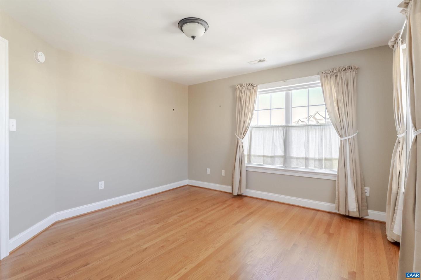 1045 GLENWOOD STATION LN, CHARLOTTESVILLE, Virginia 22901, 4 Bedrooms Bedrooms, ,3 BathroomsBathrooms,Residential,For sale,1045 GLENWOOD STATION LN,673126 MLS # 673126