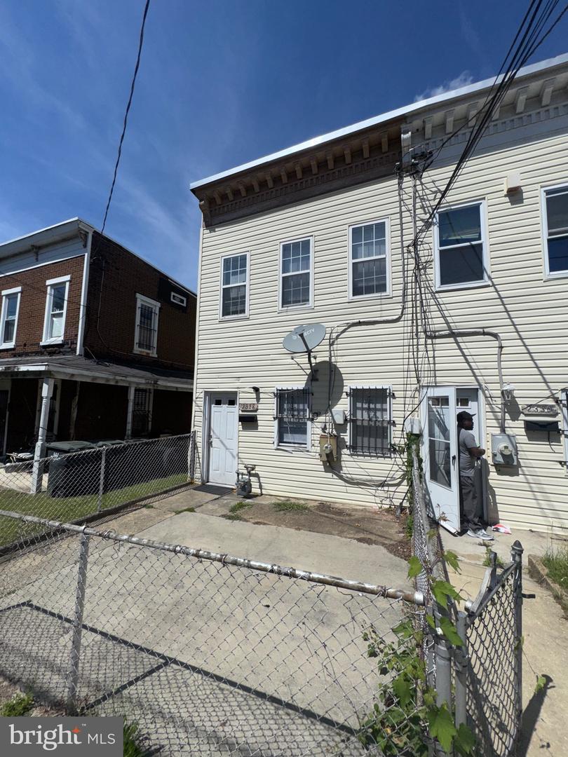 2330 NICHOLSON ST SE, WASHINGTON, District Of Columbia 20020, 3 Bedrooms Bedrooms, ,2 BathroomsBathrooms,Residential,For sale,2330 NICHOLSON ST SE,DCDC2245200 MLS # DCDC2245200