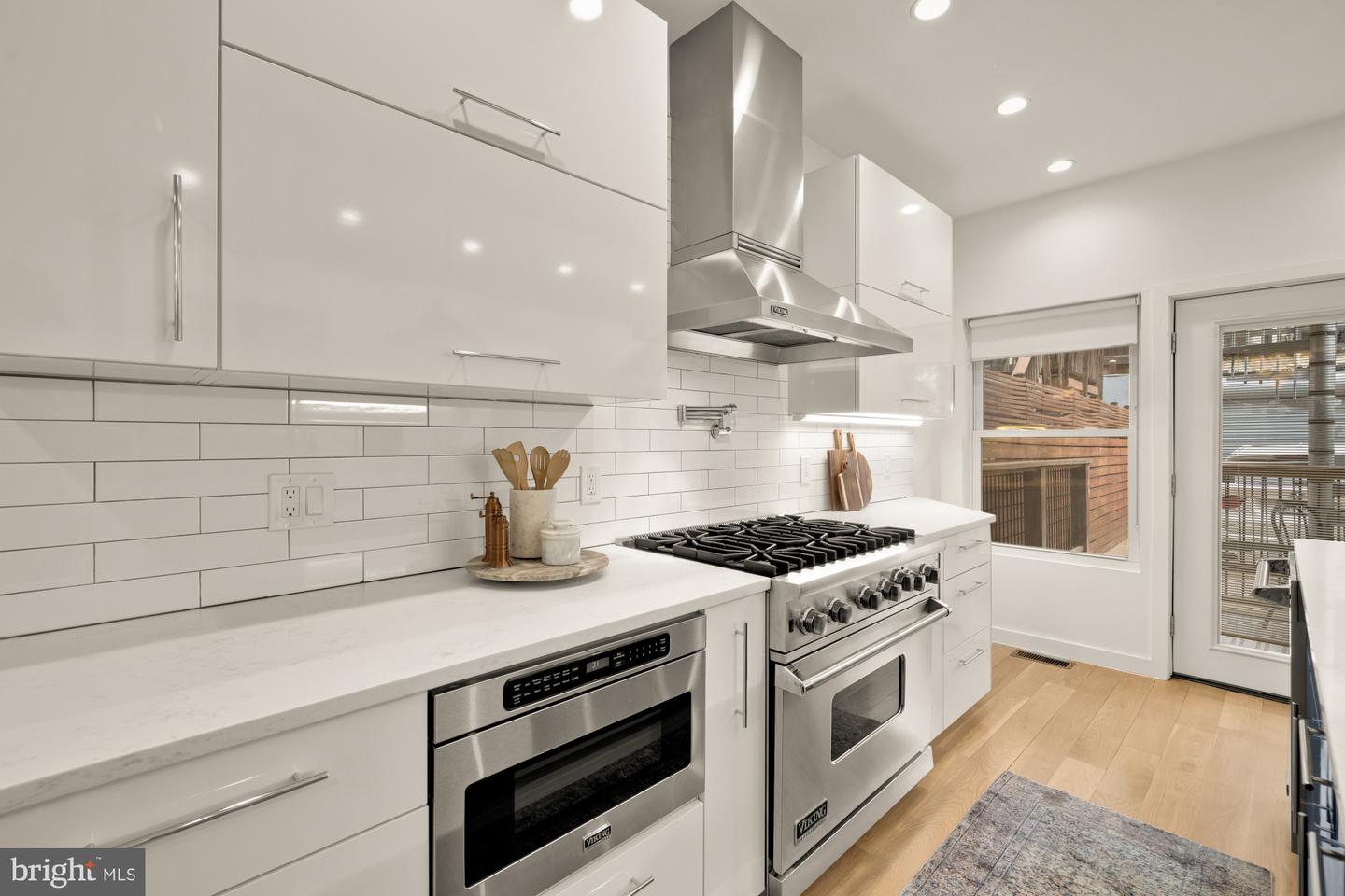 2315 ONTARIO RD NW #1, WASHINGTON, District Of Columbia 20009, 2 Bedrooms Bedrooms, ,2 BathroomsBathrooms,Residential,For sale,2315 ONTARIO RD NW #1,DCDC2245248 MLS # DCDC2245248