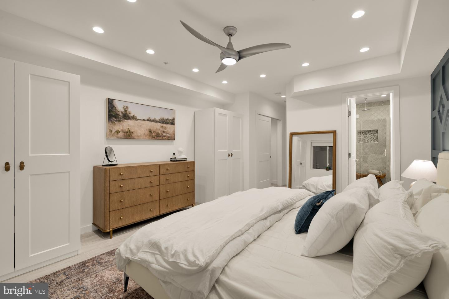 2315 ONTARIO RD NW #1, WASHINGTON, District Of Columbia 20009, 2 Bedrooms Bedrooms, ,2 BathroomsBathrooms,Residential,For sale,2315 ONTARIO RD NW #1,DCDC2245248 MLS # DCDC2245248