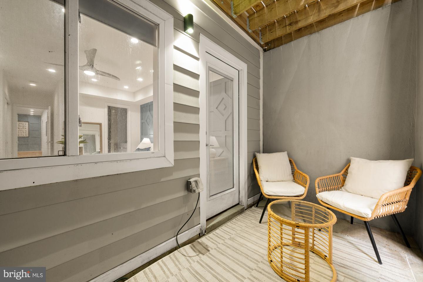 2315 ONTARIO RD NW #1, WASHINGTON, District Of Columbia 20009, 2 Bedrooms Bedrooms, ,2 BathroomsBathrooms,Residential,For sale,2315 ONTARIO RD NW #1,DCDC2245248 MLS # DCDC2245248