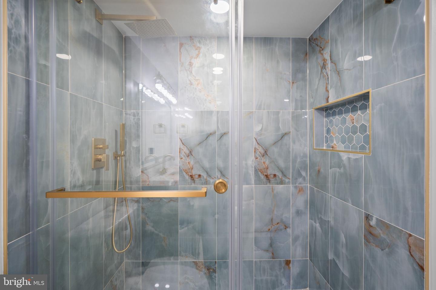 5901 MOUNT EAGLE DR #1102, ALEXANDRIA, Virginia 22303, 1 Bedroom Bedrooms, ,1 BathroomBathrooms,Residential,For sale,5901 MOUNT EAGLE DR #1102,VAFX2289842 MLS # VAFX2289842