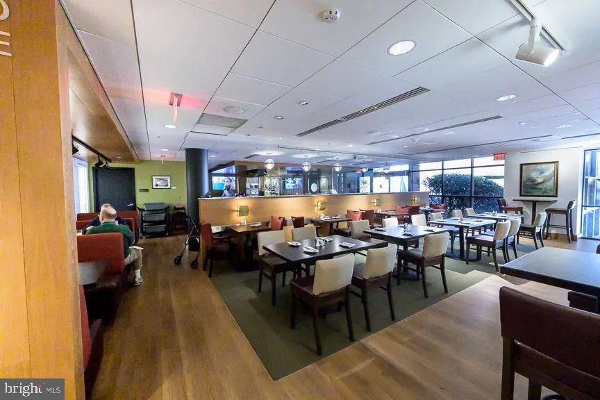 5901 MOUNT EAGLE DR #1102, ALEXANDRIA, Virginia 22303, 1 Bedroom Bedrooms, ,1 BathroomBathrooms,Residential,For sale,5901 MOUNT EAGLE DR #1102,VAFX2289842 MLS # VAFX2289842