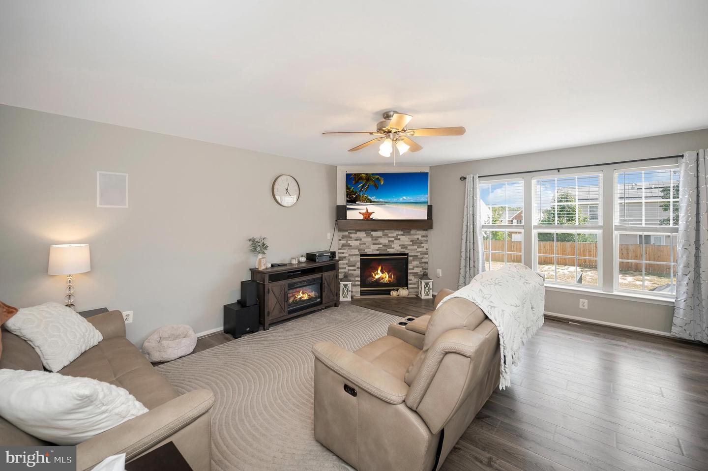 33 SUMMERFIELD LN, FREDERICKSBURG, Virginia 22405, 4 Bedrooms Bedrooms, ,2 BathroomsBathrooms,Residential,For sale,33 SUMMERFIELD LN,VAST2045904 MLS # VAST2045904