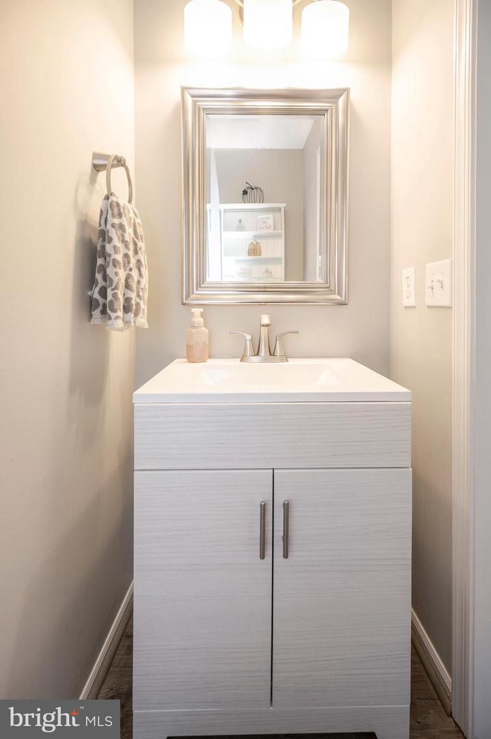 33 SUMMERFIELD LN, FREDERICKSBURG, Virginia 22405, 4 Bedrooms Bedrooms, ,2 BathroomsBathrooms,Residential,For sale,33 SUMMERFIELD LN,VAST2045904 MLS # VAST2045904