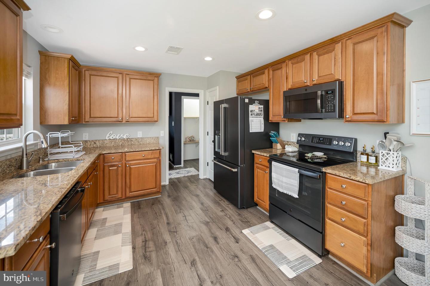 33 SUMMERFIELD LN, FREDERICKSBURG, Virginia 22405, 4 Bedrooms Bedrooms, ,2 BathroomsBathrooms,Residential,For sale,33 SUMMERFIELD LN,VAST2045904 MLS # VAST2045904