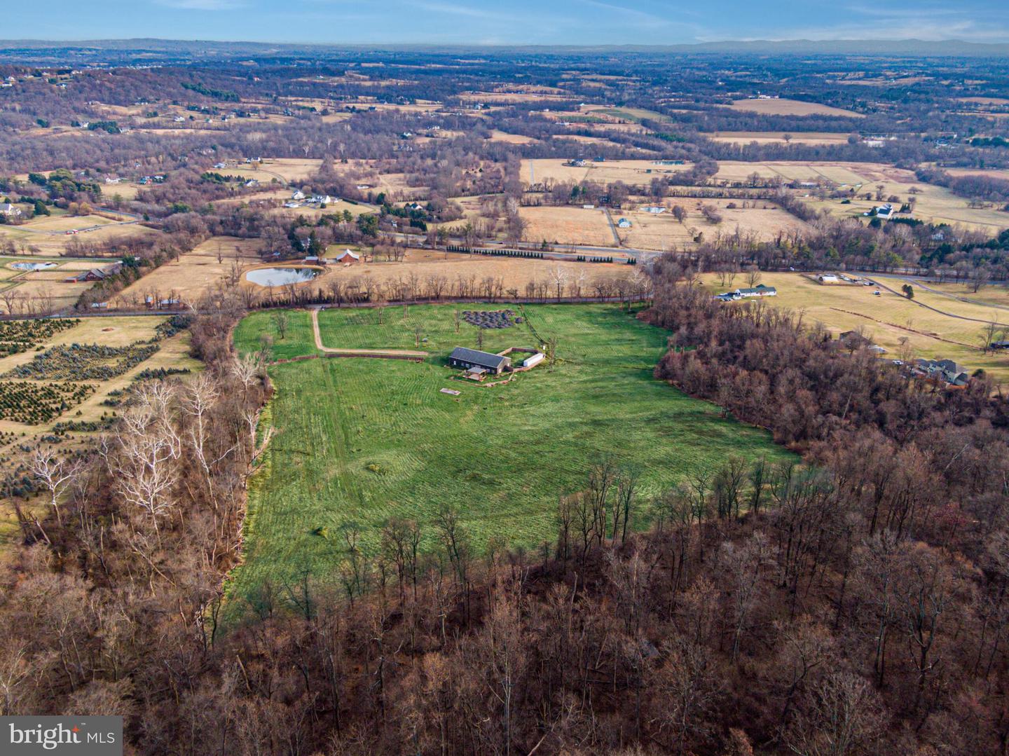 34266 WILLIAMS GAP RD, ROUND HILL, Virginia 20141, ,Farm,For sale,34266 WILLIAMS GAP RD,VALO2115556 MLS # VALO2115556