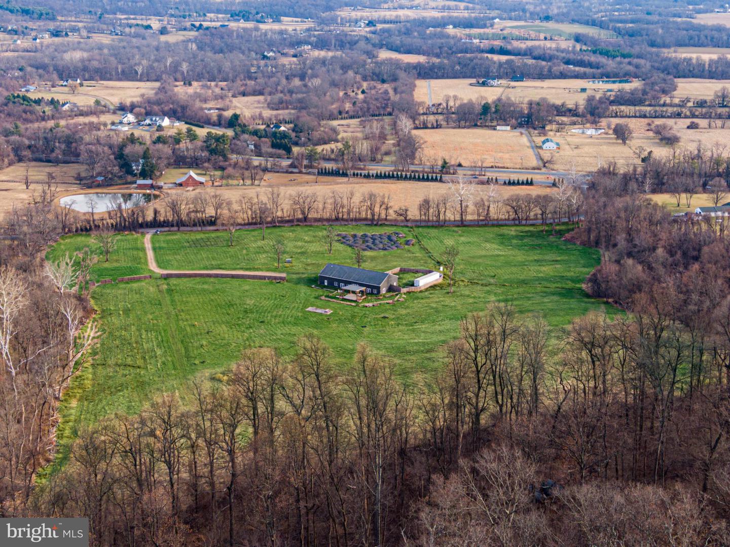 34266 WILLIAMS GAP RD, ROUND HILL, Virginia 20141, ,Farm,For sale,34266 WILLIAMS GAP RD,VALO2115556 MLS # VALO2115556