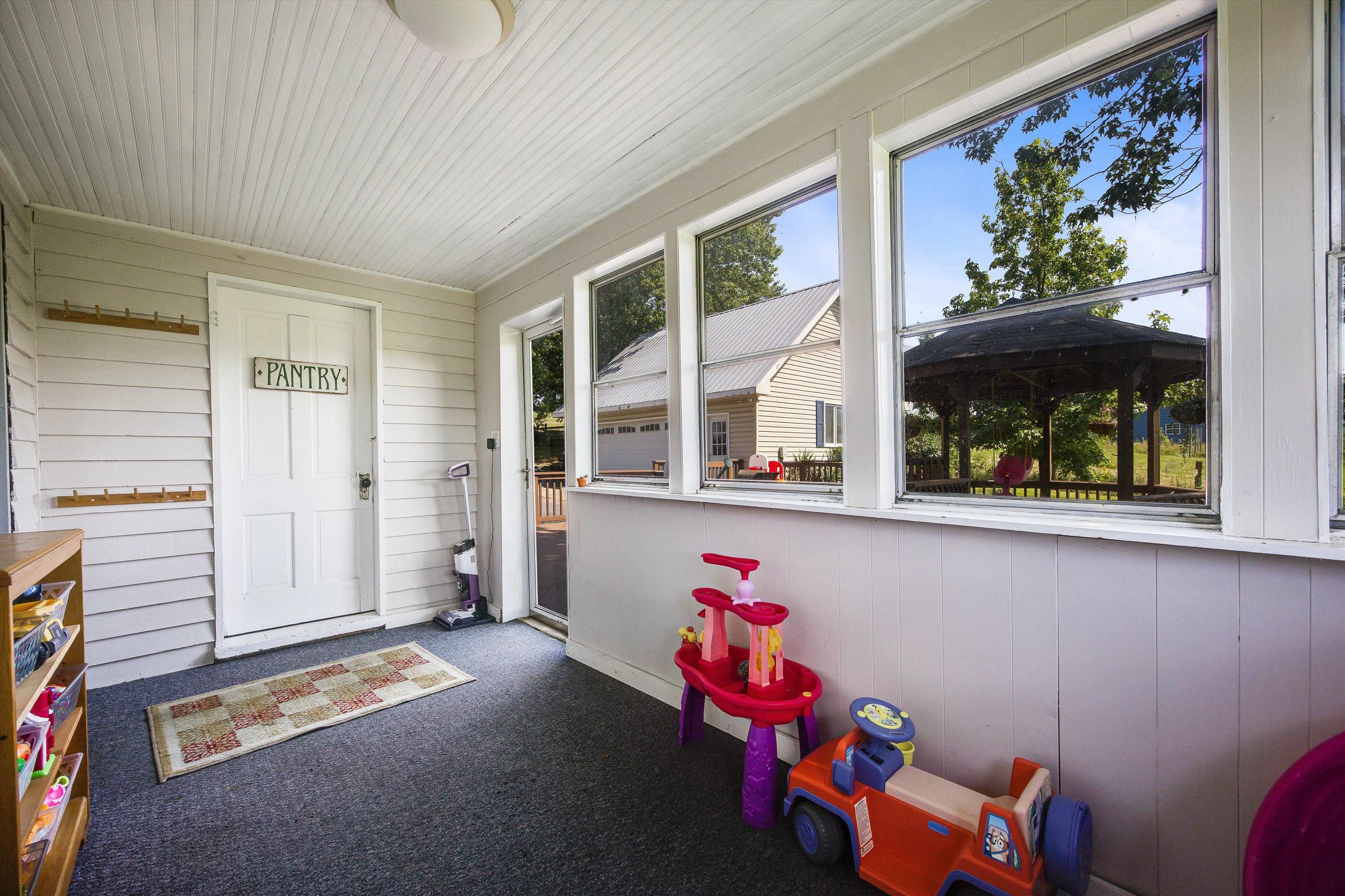 3306 HARPINE HWY, ROCKINGHAM, Virginia 22802, 3 Bedrooms Bedrooms, ,2 BathroomsBathrooms,Residential,3306 HARPINE HWY,666779 MLS # 666779