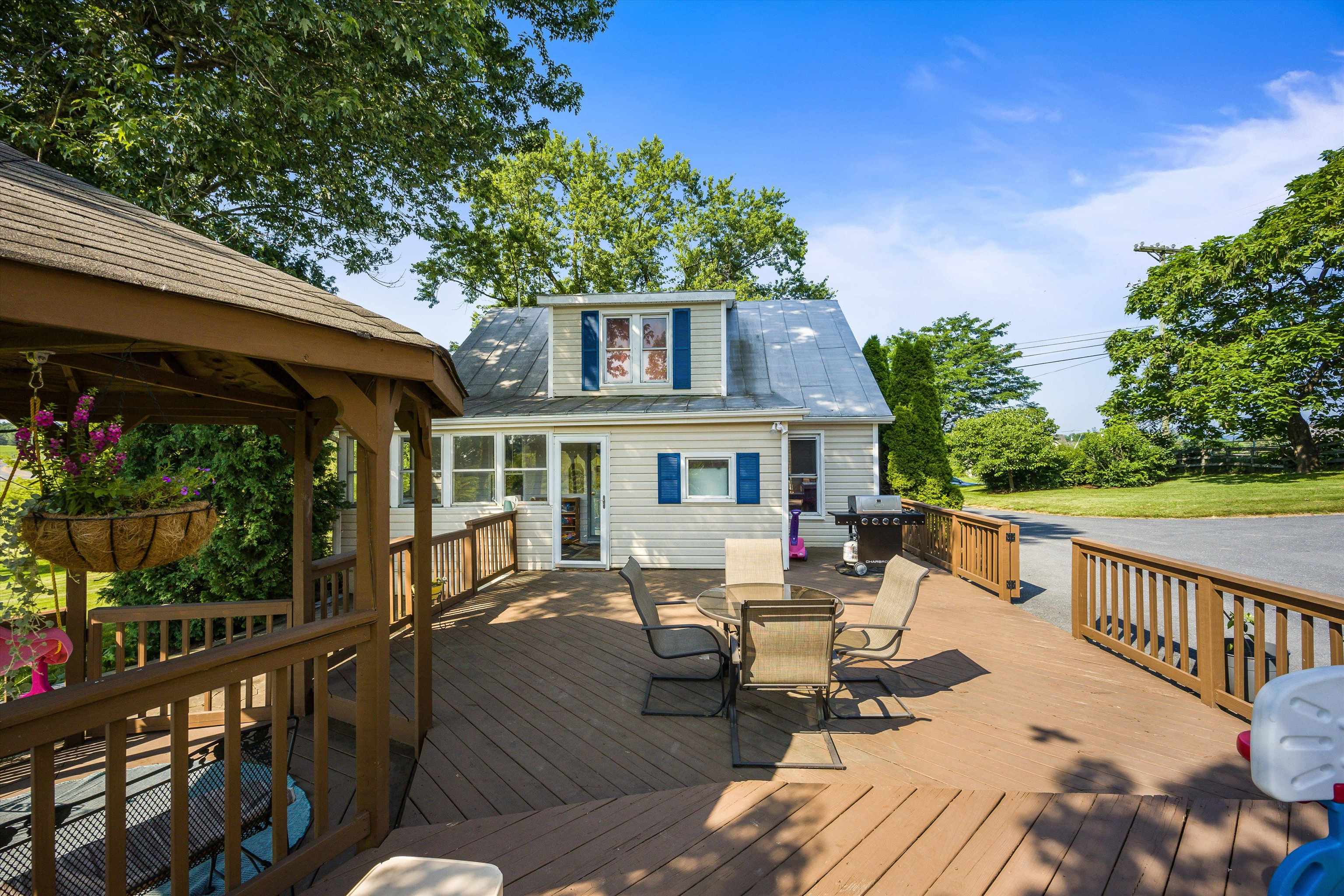 3306 HARPINE HWY, ROCKINGHAM, Virginia 22802, 3 Bedrooms Bedrooms, ,2 BathroomsBathrooms,Residential,3306 HARPINE HWY,666779 MLS # 666779