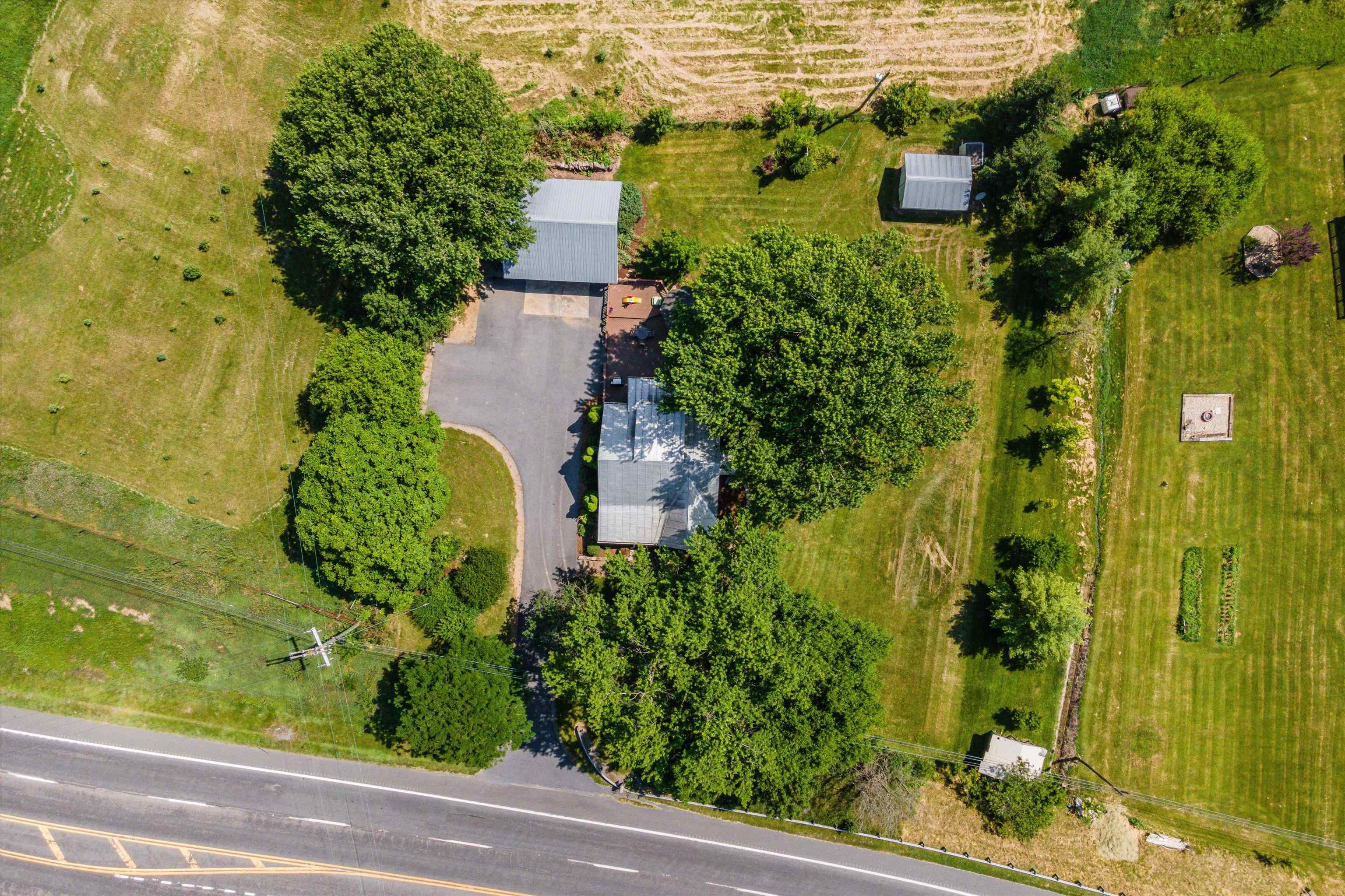 3306 HARPINE HWY, ROCKINGHAM, Virginia 22802, 3 Bedrooms Bedrooms, ,2 BathroomsBathrooms,Residential,3306 HARPINE HWY,666779 MLS # 666779