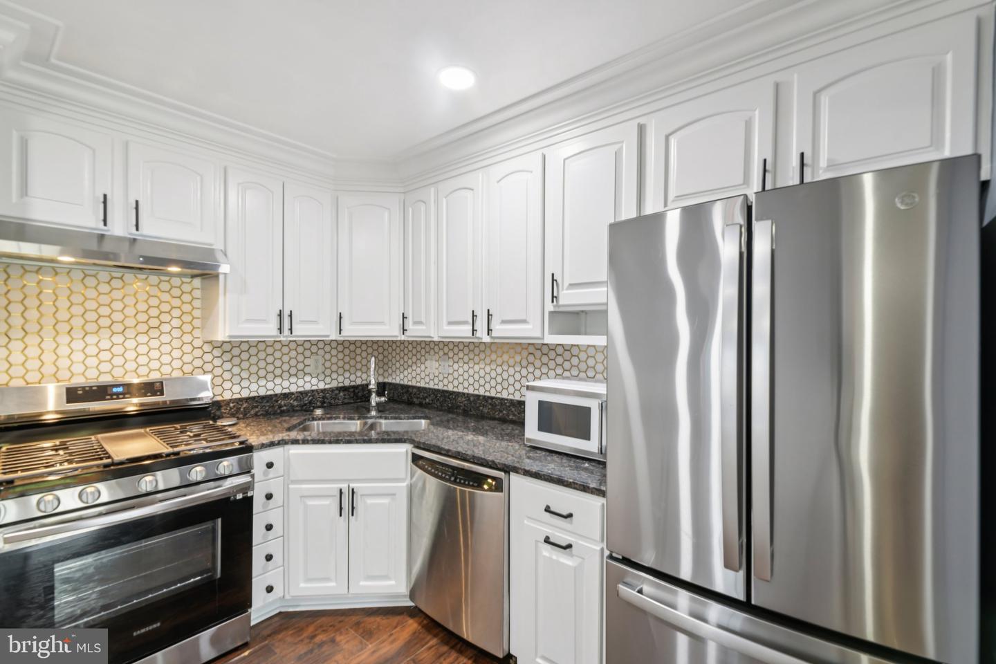 14413 BROOK DR, WOODBRIDGE, Virginia 22193, 5 Bedrooms Bedrooms, ,3 BathroomsBathrooms,Residential,For sale,14413 BROOK DR,VAPW2104726 MLS # VAPW2104726