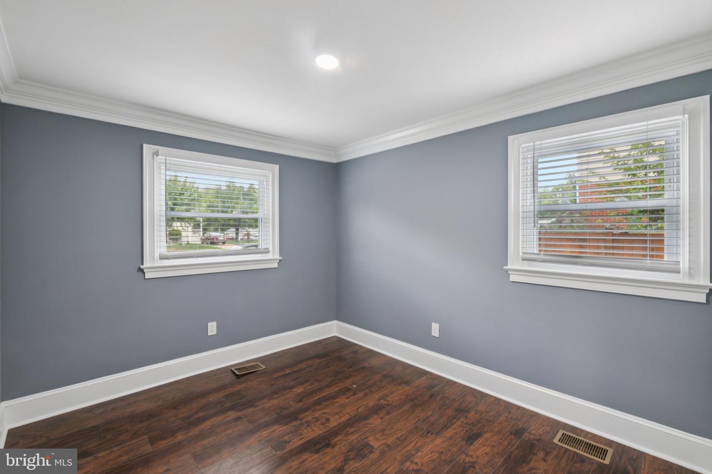 14413 BROOK DR, WOODBRIDGE, Virginia 22193, 5 Bedrooms Bedrooms, ,3 BathroomsBathrooms,Residential,For sale,14413 BROOK DR,VAPW2104726 MLS # VAPW2104726