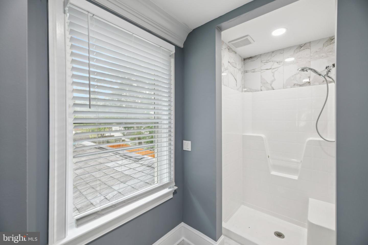 14413 BROOK DR, WOODBRIDGE, Virginia 22193, 5 Bedrooms Bedrooms, ,3 BathroomsBathrooms,Residential,For sale,14413 BROOK DR,VAPW2104726 MLS # VAPW2104726