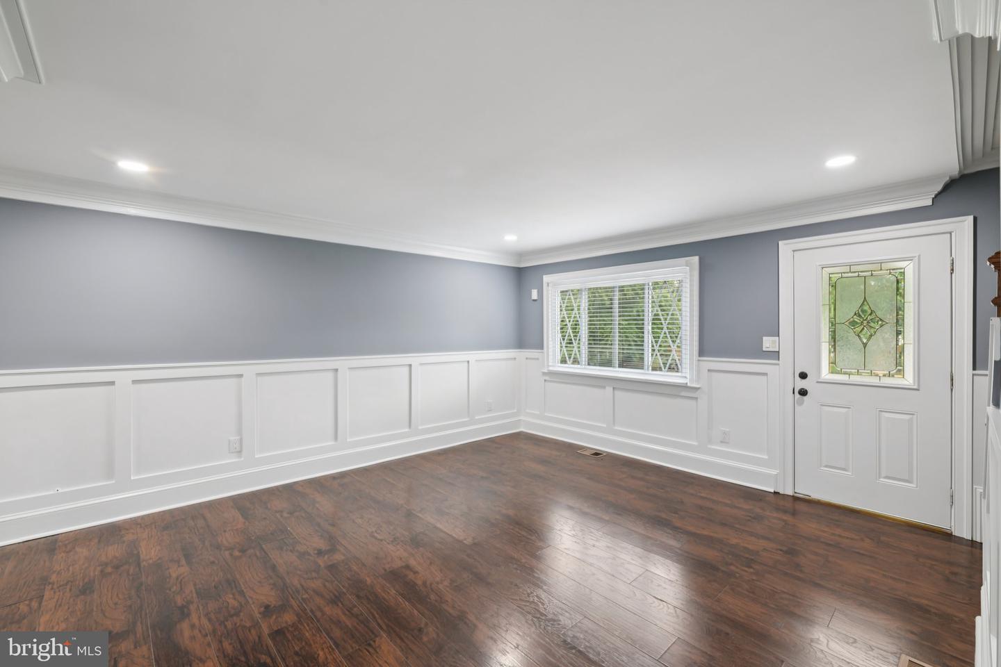 14413 BROOK DR, WOODBRIDGE, Virginia 22193, 5 Bedrooms Bedrooms, ,3 BathroomsBathrooms,Residential,For sale,14413 BROOK DR,VAPW2104726 MLS # VAPW2104726