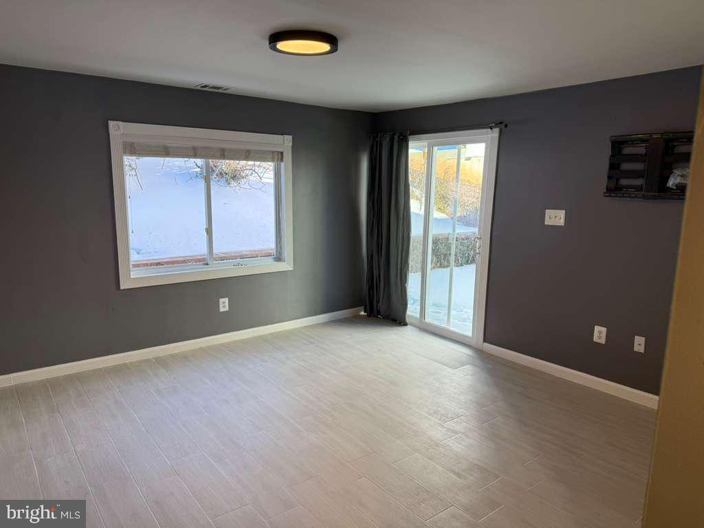 2112 PIMMIT DR, FALLS CHURCH, Virginia 22043, 4 Bedrooms Bedrooms, 6 Rooms Rooms,2 BathroomsBathrooms,Residential,For sale,2112 PIMMIT DR,VAFX2270054 MLS # VAFX2270054