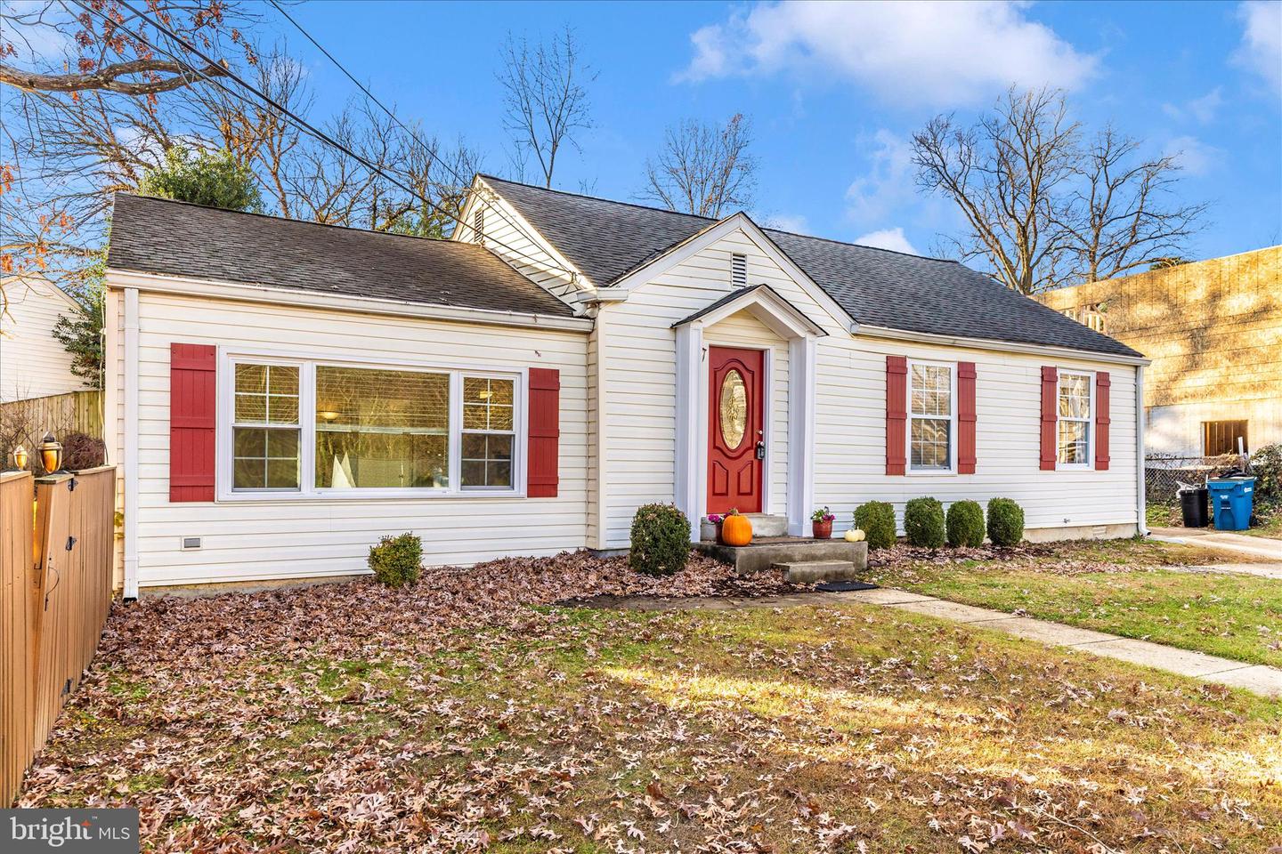 2112 PIMMIT DR, FALLS CHURCH, Virginia 22043, 4 Bedrooms Bedrooms, 6 Rooms Rooms,2 BathroomsBathrooms,Residential,For sale,2112 PIMMIT DR,VAFX2270054 MLS # VAFX2270054