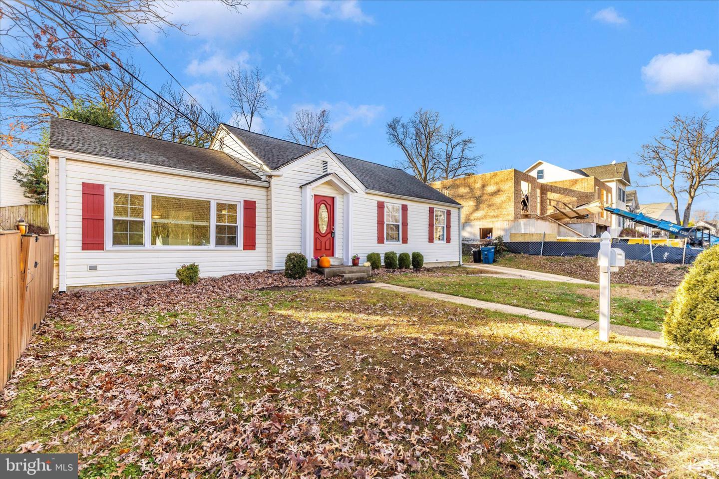 2112 PIMMIT DR, FALLS CHURCH, Virginia 22043, 4 Bedrooms Bedrooms, 6 Rooms Rooms,2 BathroomsBathrooms,Residential,For sale,2112 PIMMIT DR,VAFX2270054 MLS # VAFX2270054