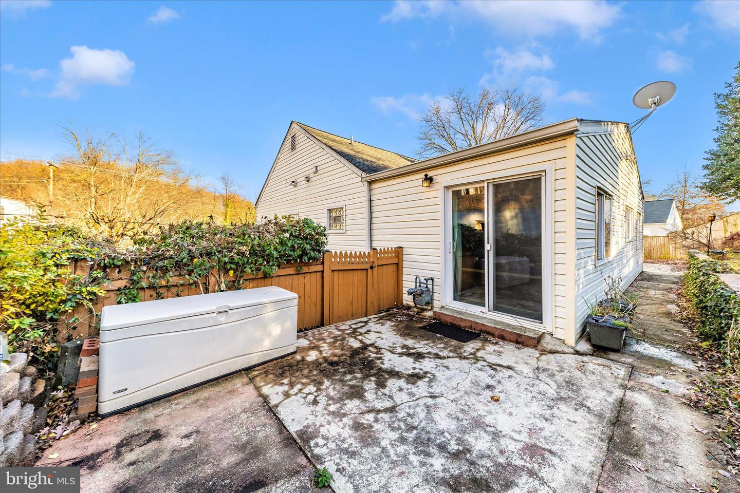 2112 PIMMIT DR, FALLS CHURCH, Virginia 22043, 4 Bedrooms Bedrooms, 6 Rooms Rooms,2 BathroomsBathrooms,Residential,For sale,2112 PIMMIT DR,VAFX2270054 MLS # VAFX2270054