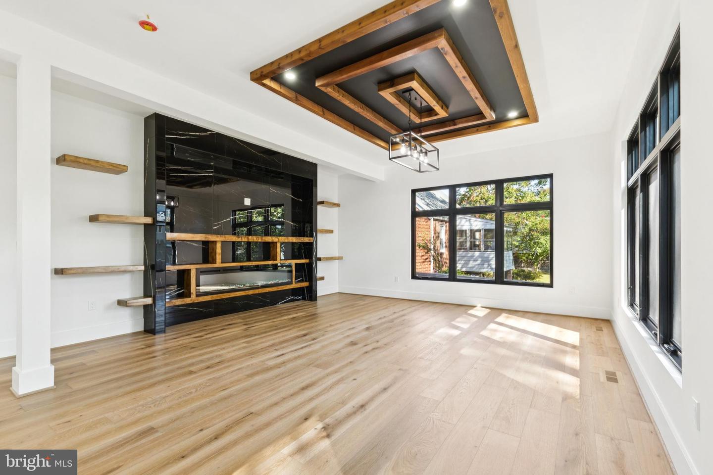 2919 LAWRENCE DR, FALLS CHURCH, Virginia 22042, 6 Bedrooms Bedrooms, ,6 BathroomsBathrooms,Residential,For sale,2919 LAWRENCE DR,VAFX2270668 MLS # VAFX2270668