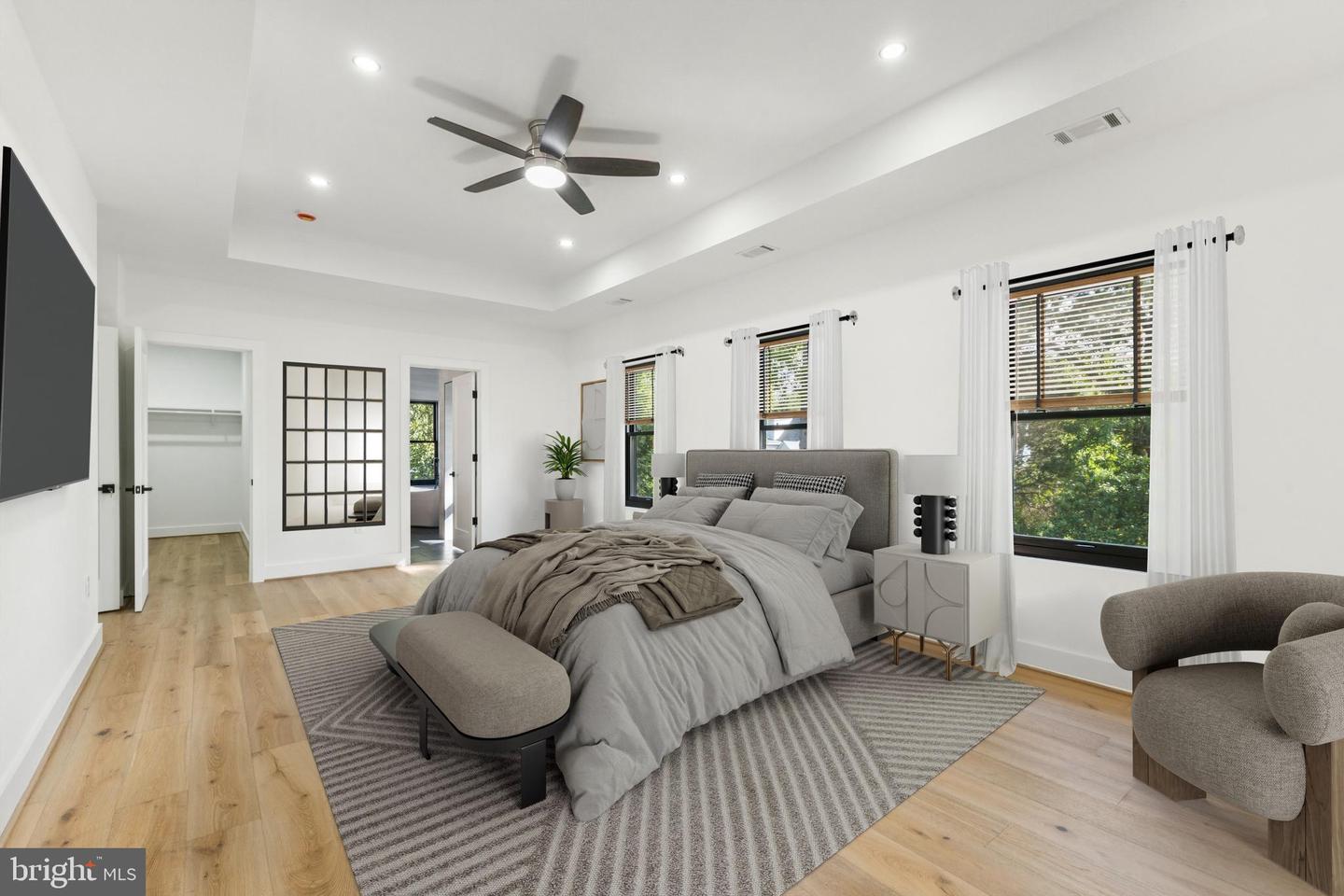 2919 LAWRENCE DR, FALLS CHURCH, Virginia 22042, 6 Bedrooms Bedrooms, ,6 BathroomsBathrooms,Residential,For sale,2919 LAWRENCE DR,VAFX2270668 MLS # VAFX2270668