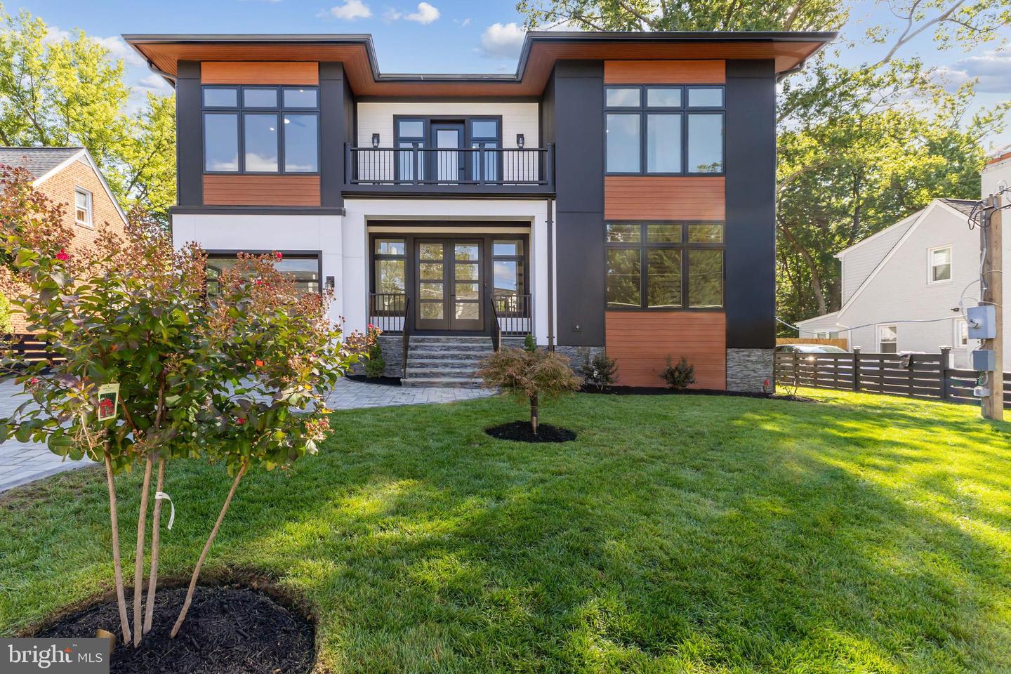 2919 LAWRENCE DR, FALLS CHURCH, Virginia 22042, 6 Bedrooms Bedrooms, ,6 BathroomsBathrooms,Residential,For sale,2919 LAWRENCE DR,VAFX2270668 MLS # VAFX2270668