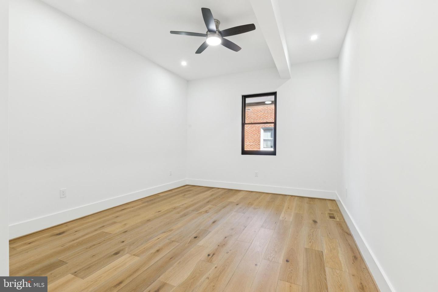 2919 LAWRENCE DR, FALLS CHURCH, Virginia 22042, 6 Bedrooms Bedrooms, ,6 BathroomsBathrooms,Residential,For sale,2919 LAWRENCE DR,VAFX2270668 MLS # VAFX2270668