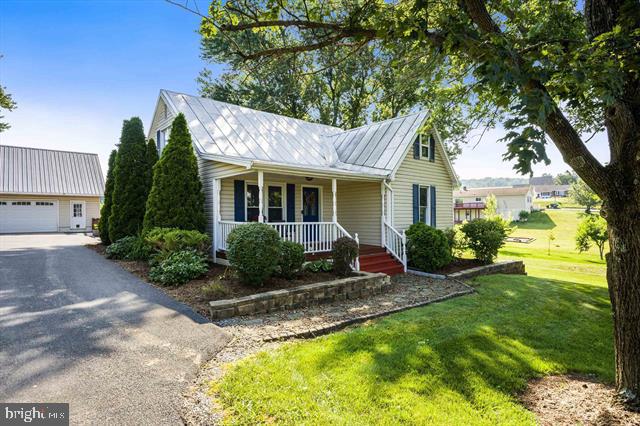 3306 HARPINE HWY, ROCKINGHAM, Virginia 22802, 3 Bedrooms Bedrooms, ,2 BathroomsBathrooms,Residential,For sale,3306 HARPINE HWY,VARO2002636 MLS # VARO2002636