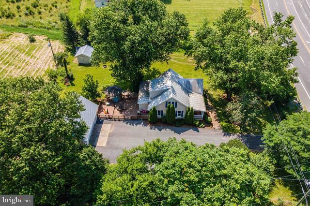 3306 HARPINE HWY, ROCKINGHAM, Virginia 22802, 3 Bedrooms Bedrooms, ,2 BathroomsBathrooms,Residential,For sale,3306 HARPINE HWY,VARO2002636 MLS # VARO2002636