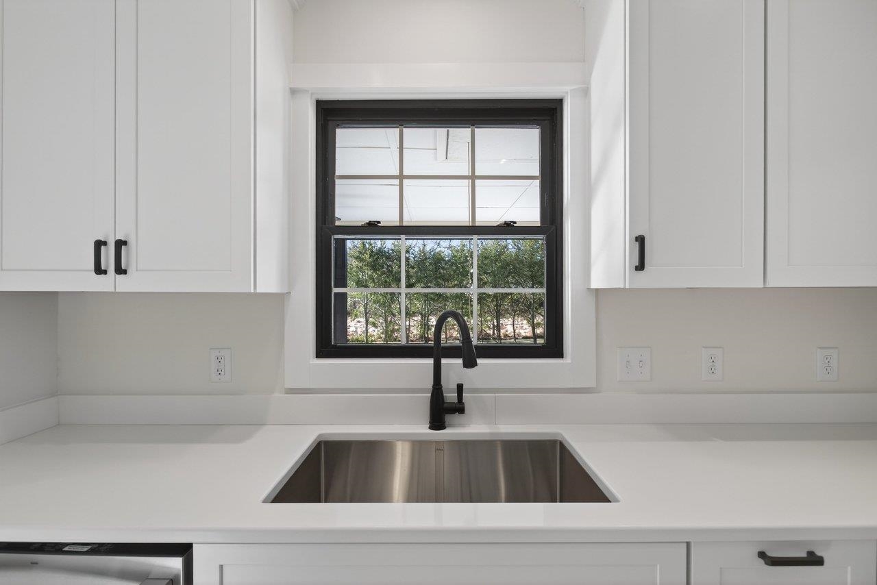 4634 SHEN LAKE DR, ROCKINGHAM, Virginia 22801, 5 Bedrooms Bedrooms, ,3 BathroomsBathrooms,Residential,4634 SHEN LAKE DR,672999 MLS # 672999